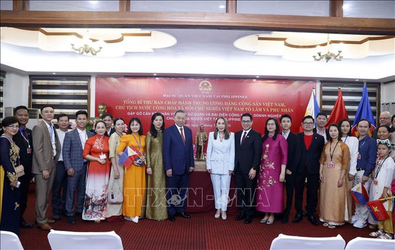 Kịp thời có các chính sách chăm lo cộng đồng người Việt Nam ở nước ngoài- Ảnh 5. Kịp thời có các chính sách chăm lo cộng đồng người Việt Nam ở nước ngoài- Ảnh 5.