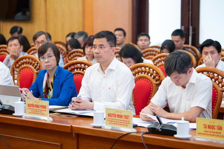 Hội thảo khoa học quốc gia 'Chiến lược công tác tư tưởng của Đảng trong bối cảnh chuyển đổi số'- Ảnh 3.