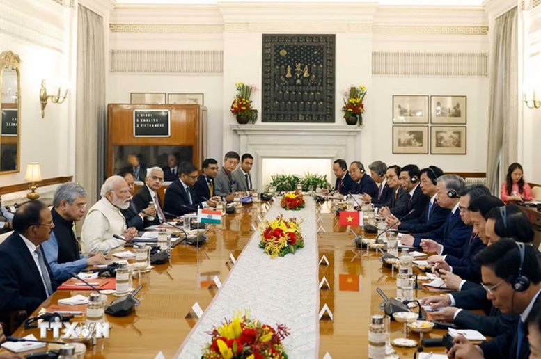 Tổng Bí thư, Chủ tịch nước Tô Lâm hội đàm với Thủ tướng Ấn Độ Narendra Modi- Ảnh 1.