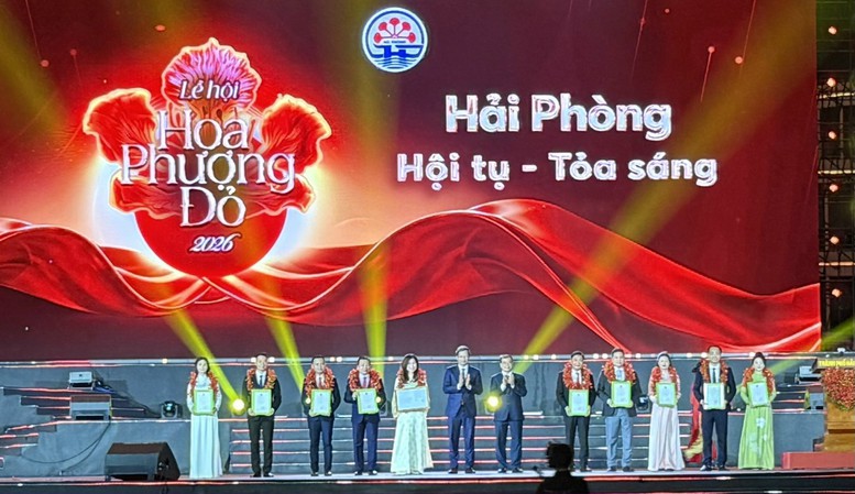 Phó Thủ tướng Lê Tiến Châu dự khai mạc Lễ hội Hoa Phượng Đỏ - Hải Phòng 2026- Ảnh 6.