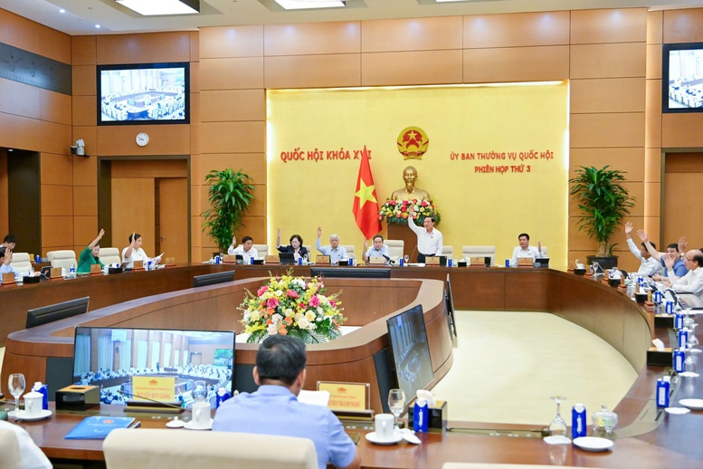 Ủy ban Thường vụ Quốc hội thông qua Nghị quyết sửa đổi một số điều của Nghị quyết về hoạt động tòa án- Ảnh 1.