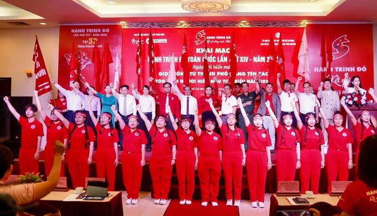 Hành trình Đỏ tiếp tục lan tỏa thông điệp “Kết nối dòng máu Việt”- Ảnh 1.