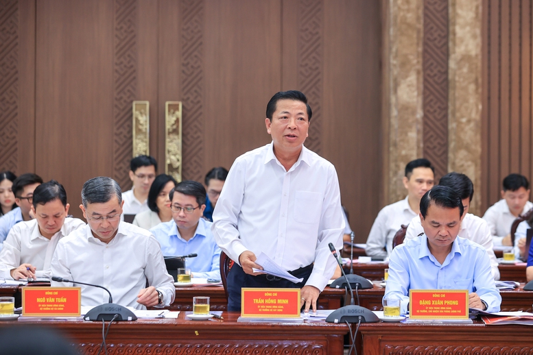Thủ tướng: Hà Nội sẽ được ưu tiên nguồn lực, cơ chế nhưng phải cam kết tăng chất lượng đầu tư và đóng góp cho cả nước- Ảnh 11.