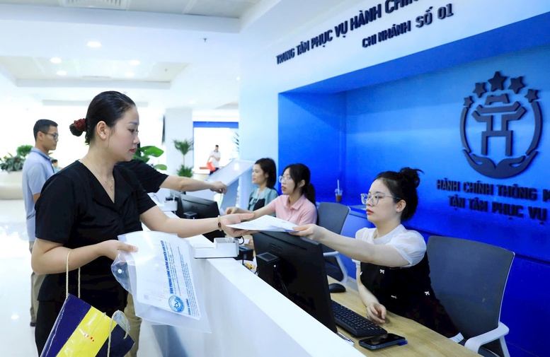 Bộ Nội vụ đề nghị bổ sung nguồn nhân lực cho cấp cơ sở, rút gọn quy trình tuyển dụng- Ảnh 1.