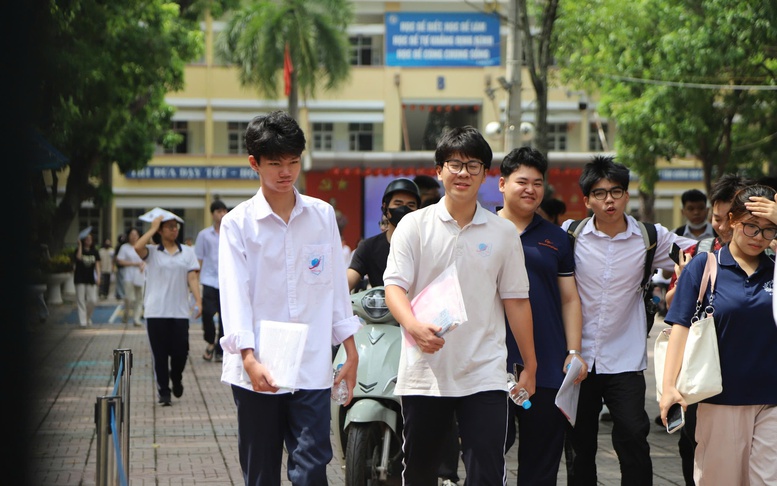 Khép lại kỳ thi tốt nghiệp THPT 2026: Nhiều cung bậc cảm xúc
