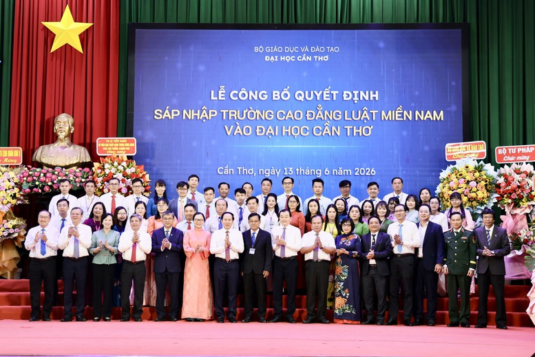 Đại học Cần Thơ phải tiên phong nghiên cứu, đổi mới sáng tạo và tư vấn chính sách cho sự phát triển vùng- Ảnh 7.