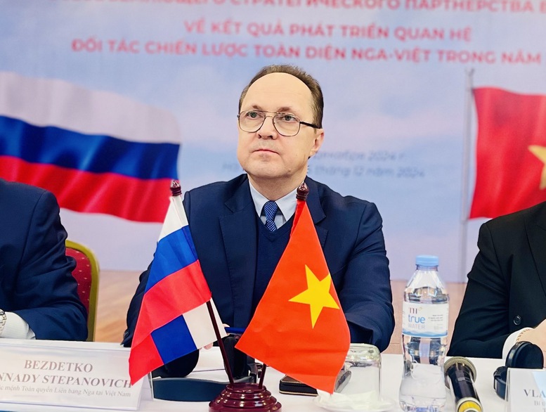 'ASEAN là một trung tâm quan trọng của trật tự thế giới đa cực': Đại sứ Gennady Bezdetko- Ảnh 1. 'ASEAN là một trung tâm quan trọng của trật tự thế giới đa cực': Đại sứ Gennady Bezdetko- Ảnh 1.
