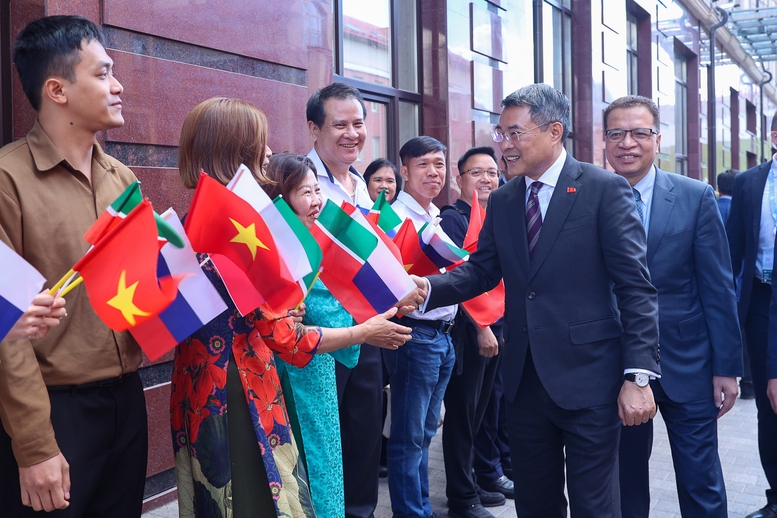 Thủ tướng Lê Minh Hưng đến Kazan, bắt đầu chuyến công tác tại Liên bang Nga- Ảnh 5.