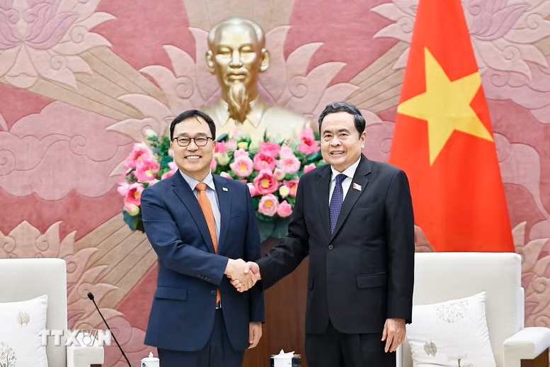 Chủ tịch Quốc hội Trần Thanh Mẫn tiếp Đại sứ Hàn Quốc tại Việt Nam- Ảnh 1.
