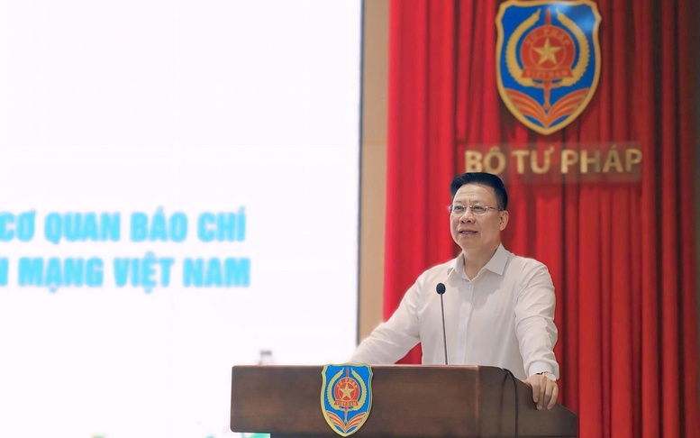 Báo chí - ‘cầu nối’ đưa pháp luật vào cuộc sống