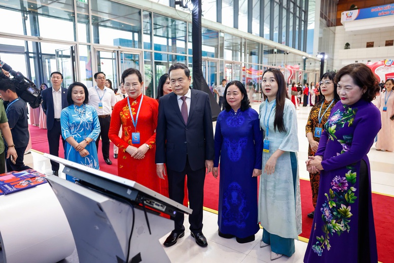 Khai mạc Đại hội đại biểu Phụ nữ toàn quốc lần thứ XIV: Khơi dậy tiềm năng, khát vọng cống hiến của phụ nữ Việt Nam- Ảnh 1.