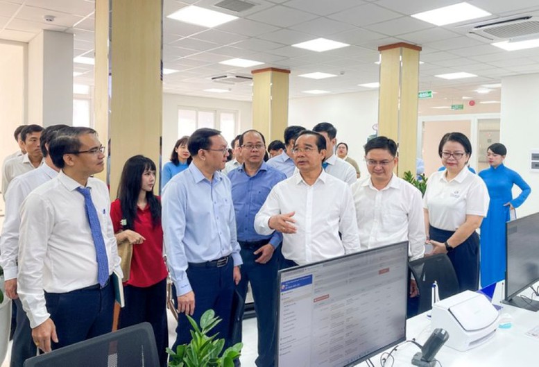 Kỷ niệm 50 năm Thành phố mang tên Bác: Đi đầu trong đổi mới sáng tạo, hội nhập, nghĩa tình và phụng sự nhân dân- Ảnh 4.