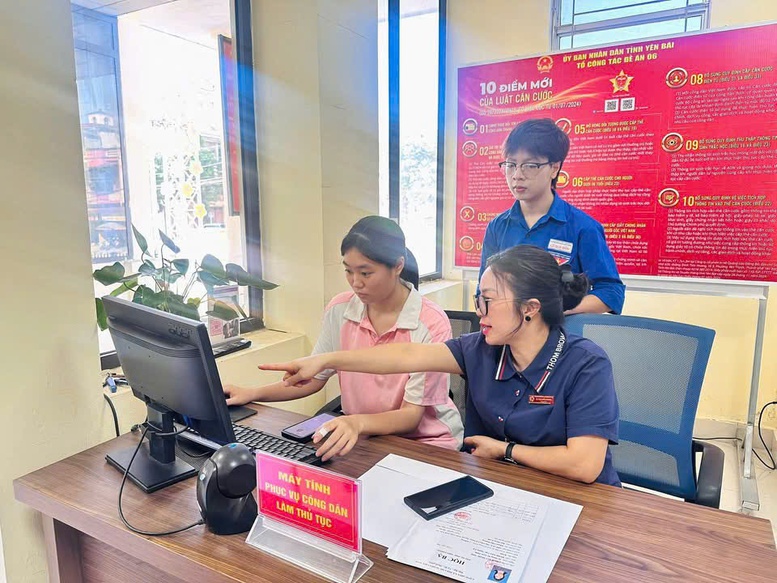 Mang 'một cửa' vượt núi, đưa dịch vụ công đến bản xa- Ảnh 8.