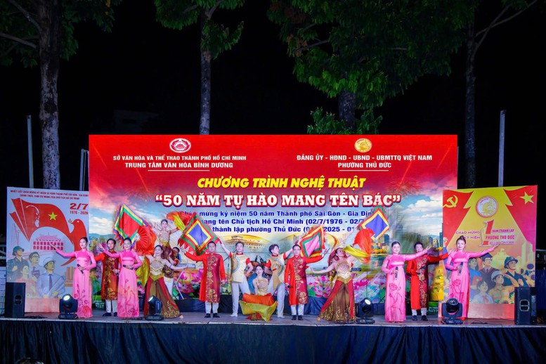 Bài 2: Vị thế đầu tàu và khát vọng vươn tầm quốc tế của TPHCM- Ảnh 2.