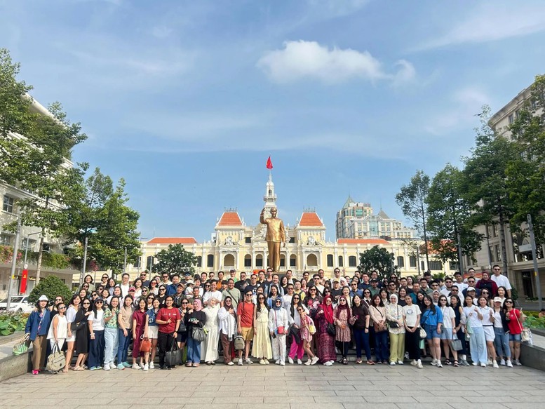 Bài 2: Vị thế đầu tàu và khát vọng vươn tầm quốc tế của TPHCM- Ảnh 6.