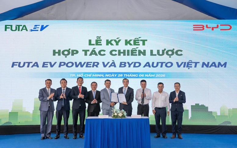 FUTA EV POWER và BYD AUTO Việt Nam hợp tác phát triển hạ tầng sạc xe điện