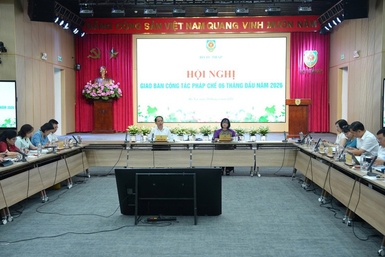 Đổi mới, hiện đại hóa công tác pháp chế gắn với nâng cao hiệu quả thi hành pháp luật- Ảnh 1.