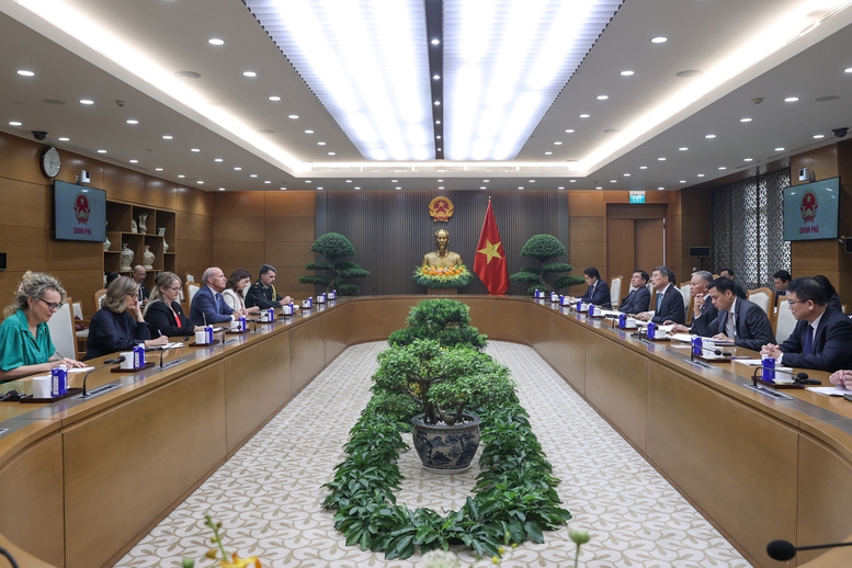 Đại sứ Canada: Việt Nam có vai trò chủ chốt trong ASEAN và khu vực Ấn Độ Dương - Thái Bình Dương- Ảnh 4.