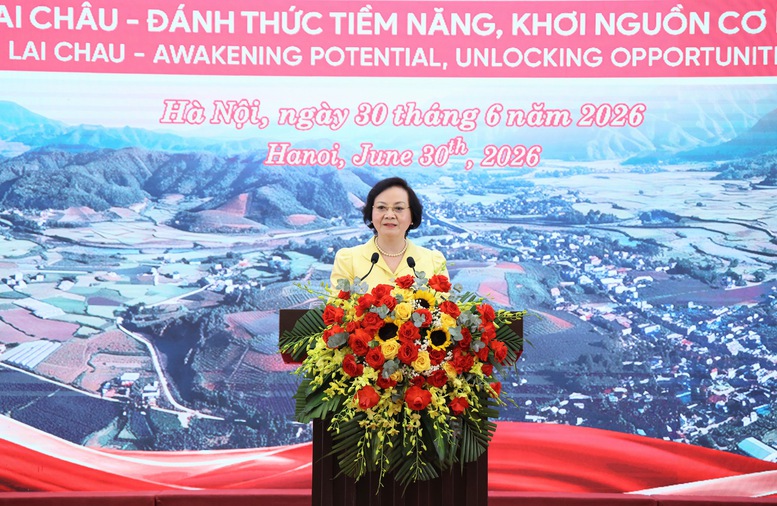 Phó Thủ tướng Phạm Thị Thanh Trà chứng kiến Lai Châu trao quyết định chấp thuận chủ trương đầu tư, MOU hơn 200.000 tỷ đồng- Ảnh 4.
