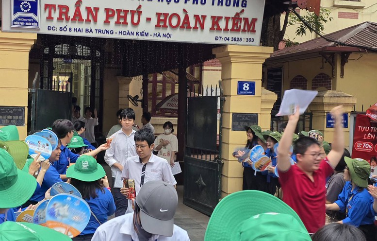 Thi tốt nghiệp THPT năm 2026: Học sinh không còn tập trung vào các tổ hợp quen thuộc- Ảnh 3.