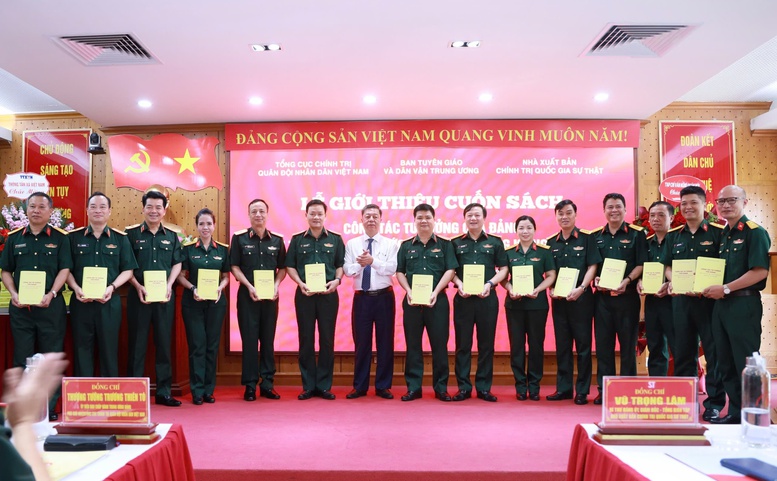 Công tác tư tưởng của Đảng - Nền tảng đưa đất nước tiến bước trong kỷ nguyên mới - Ảnh 2. Công tác tư tưởng của Đảng - Nền tảng đưa đất nước tiến bước trong kỷ nguyên mới - Ảnh 2.