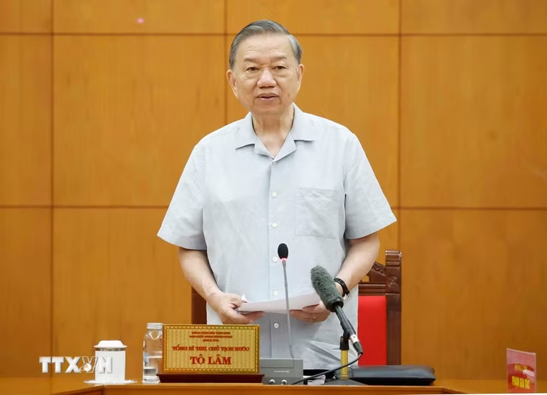 Tổng Bí thư, Chủ tịch nước: Cần đổi mới tư duy và tầm nhìn phát triển biển- Ảnh 1.