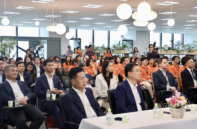 Phó Thủ tướng Lê Tiến Châu: FPT cần 'kể' cho bạn bè Nhật Bản 'câu chuyện' về sự cần cù, trách nhiệm và khát vọng Việt Nam- Ảnh 8.