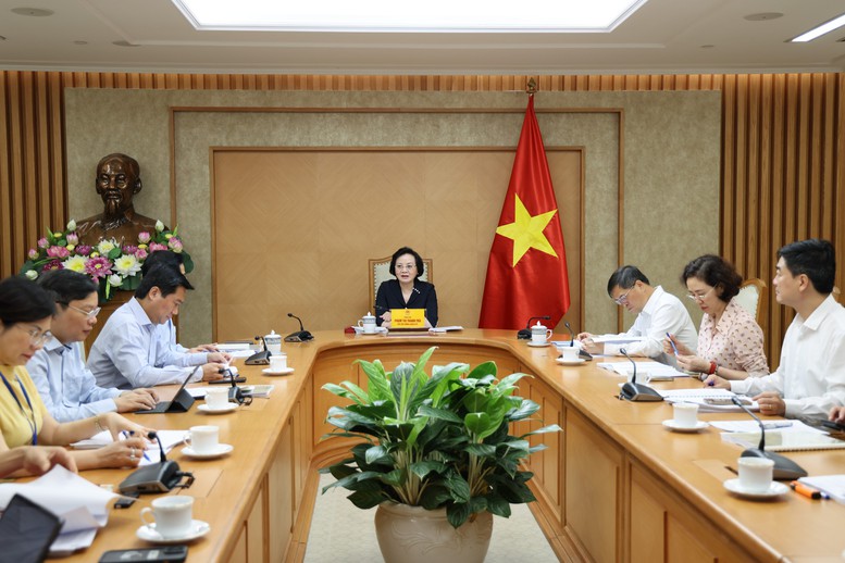 Phó Thủ tướng Phạm Thị Thanh Trà chỉ đạo hoàn thiện Đề án thành lập thành phố Quảng Ninh- Ảnh 3.