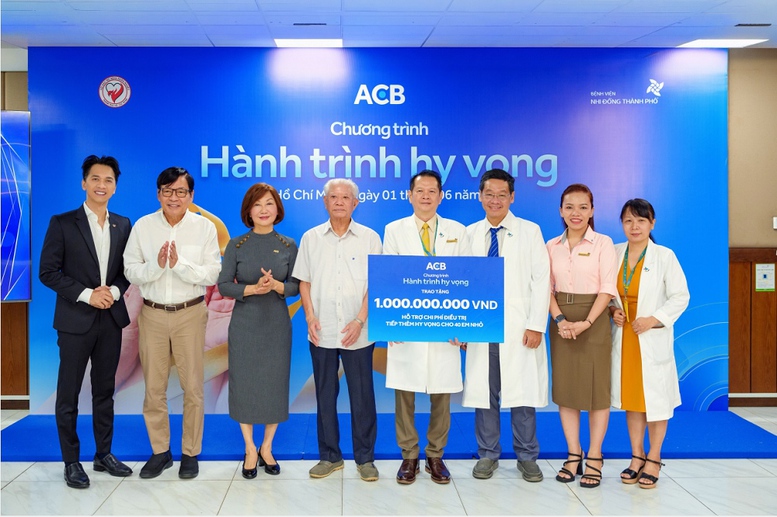 ACB kỷ niệm 33 năm thành lập bằng chuỗi hoạt động hướng đến cộng đồng- Ảnh 2. ACB kỷ niệm 33 năm thành lập bằng chuỗi hoạt động hướng đến cộng đồng- Ảnh 2.