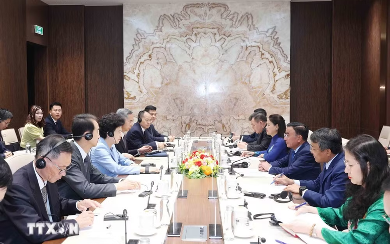 Thường trực Ban Bí thư Trần Cẩm Tú tiếp Đoàn đại biểu Chính hiệp toàn quốc Trung Quốc