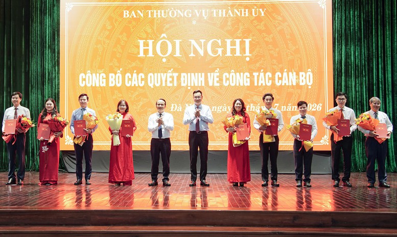 Đà Nẵng điều động, chỉ định cán bộ lãnh đạo nhiều sở, ngành, địa phương- Ảnh 1.