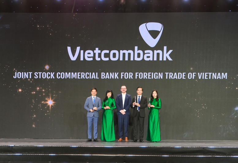 Vietcombank 3 năm liên tiếp được vinh danh nơi làm việc tốt nhất châu Á- Ảnh 3.