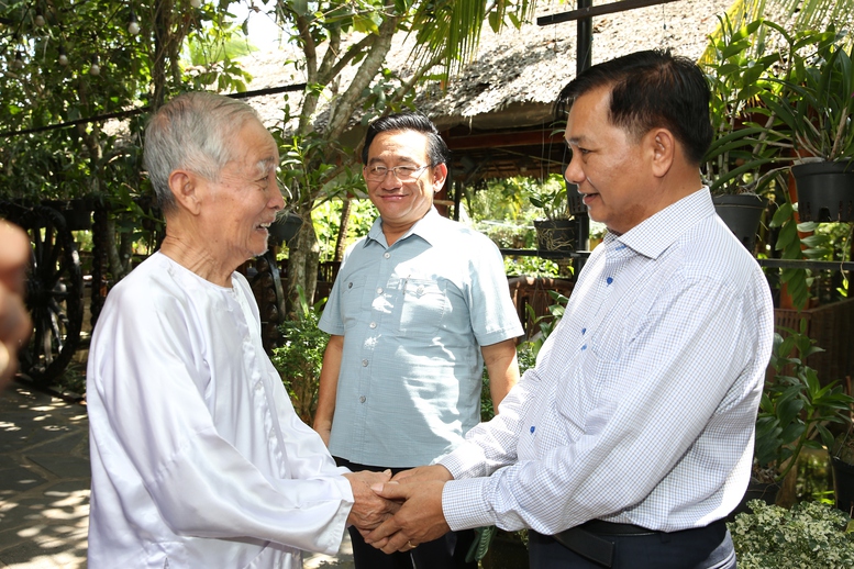 Bí thư Vĩnh Long: Tháo gỡ các dự án khó khăn, khơi thông động lực tăng trưởng trên địa bàn- Ảnh 3.