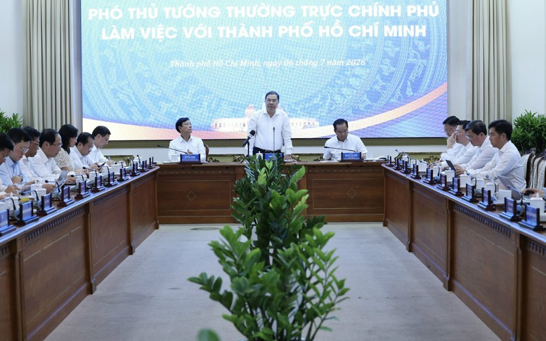 TPHCM phấn đấu tăng trưởng trên 10%, xác định giải ngân vốn đầu tư công là trọng tâm ưu tiên hàng đầu
