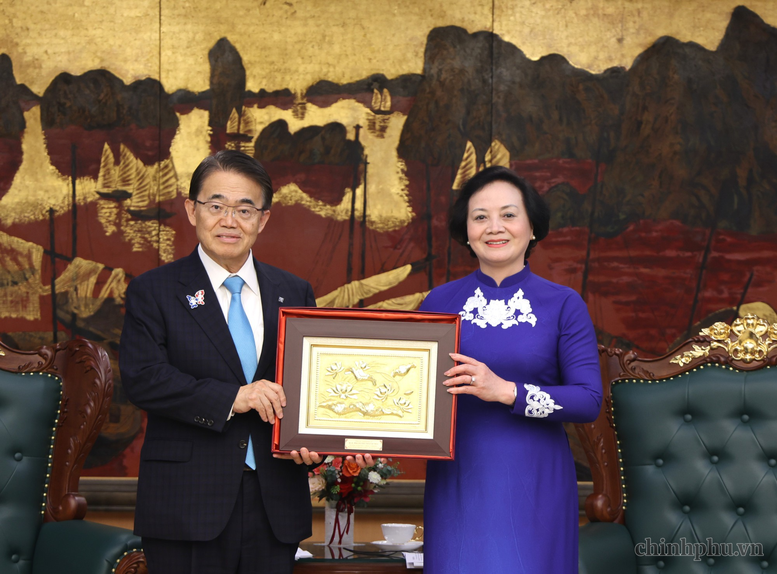 Phó Thủ tướng Phạm Thị Thanh Trà tiếp Thống đốc tỉnh Aichi (Nhật Bản)- Ảnh 3.