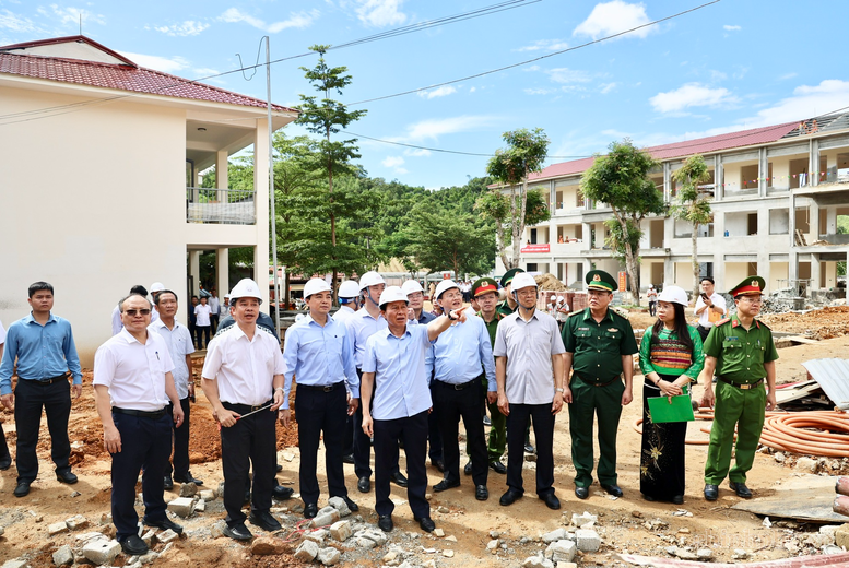 Phó Thủ tướng Lê Tiến Châu làm việc với Ban Thường vụ Tỉnh ủy Thanh Hóa- Ảnh 8.