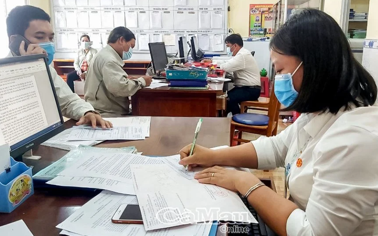 Xác định thời gian không tham gia công tác để xếp loại công chức