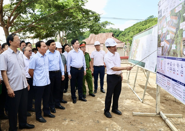 Phó Thủ tướng Lê Tiến Châu làm việc với Ban Thường vụ Tỉnh ủy Thanh Hóa- Ảnh 9.