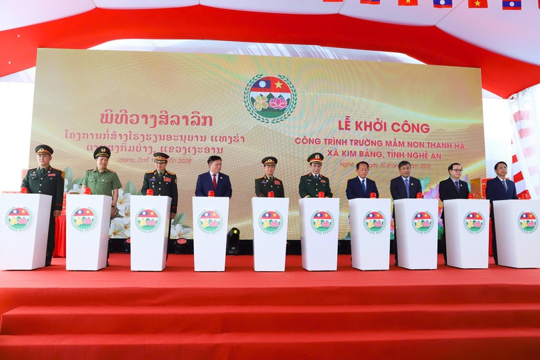 Khởi công công trình giáo dục ý nghĩa nơi biên giới Việt Nam-Lào- Ảnh 1.