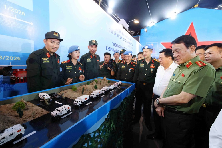 Gala 'Tổ quốc bình yên' - Bản trường ca nghệ thuật về lực lượng Anh ninh nhân dân- Ảnh 11.