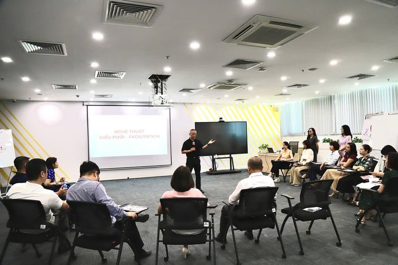 Văn hóa học tập - Nền móng cho hành trình vươn xa của ROX Group- Ảnh 1.