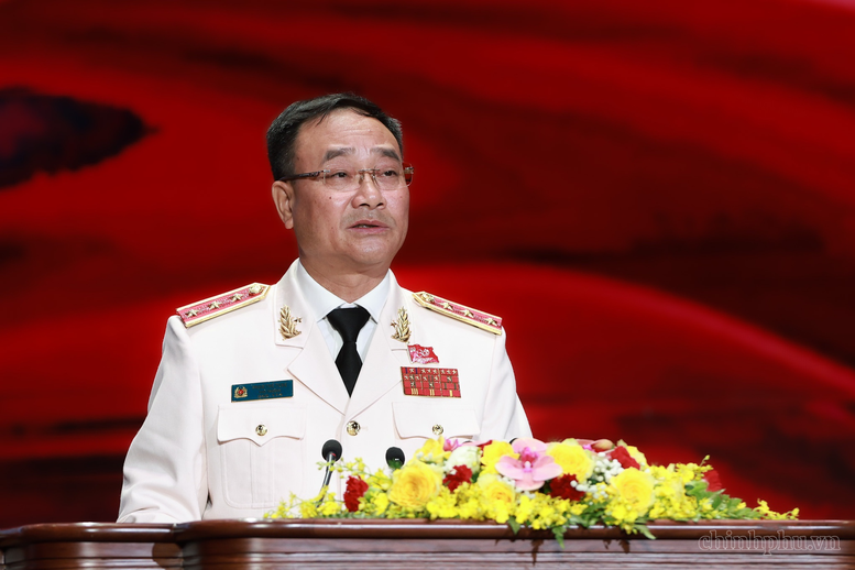 Tổng Bí thư, Chủ tịch nước: Bảo vệ an ninh theo nguyên tắc 'phát triển đến đâu, an ninh đến đó'- Ảnh 4.