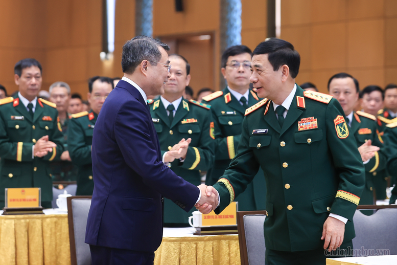Thủ tướng Lê Minh Hưng: Xây dựng một Việt Nam tự cường nhưng nhân ái, bản lĩnh nhưng hòa hiếu, phát triển nhưng có trách nhiệm- Ảnh 2.