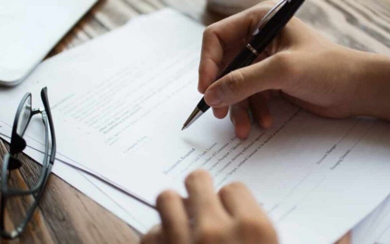 Phân cấp, ủy quyền giải quyết thủ tục hành chính, dùng loại văn bản nào?