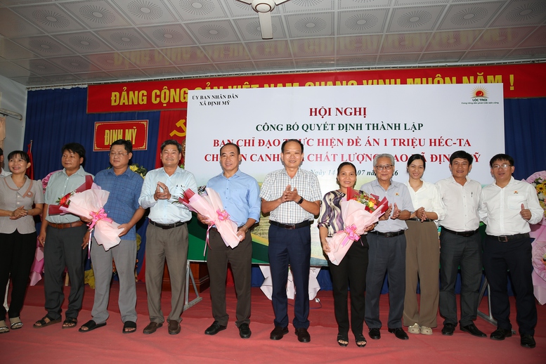 Đề án 1 triệu ha lúa: Khi chính quyền cấp xã trở thành 'nhạc trưởng' trên cánh đồng- Ảnh 1.