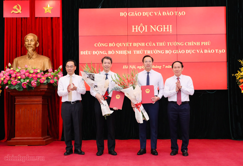 Công bố Quyết định điều động, bổ nhiệm Thứ trưởng Bộ Giáo dục và Đào tạo- Ảnh 1.