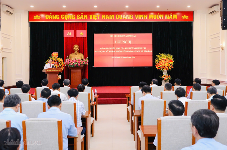 Công bố Quyết định điều động, bổ nhiệm Thứ trưởng Bộ Giáo dục và Đào tạo- Ảnh 3.