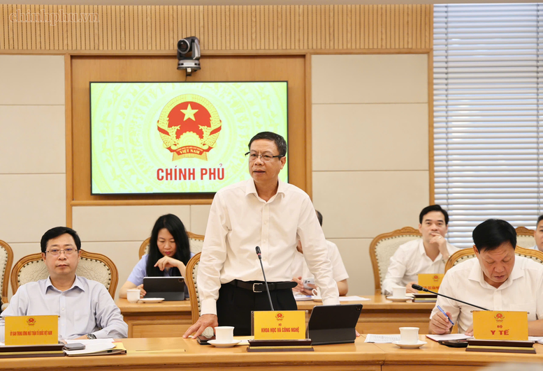 Phó Thủ tướng Phạm Thị Thanh Trà yêu cầu siết chặt an toàn thực phẩm tại trường học, xử lý vi phạm không có vùng cấm- Ảnh 4.