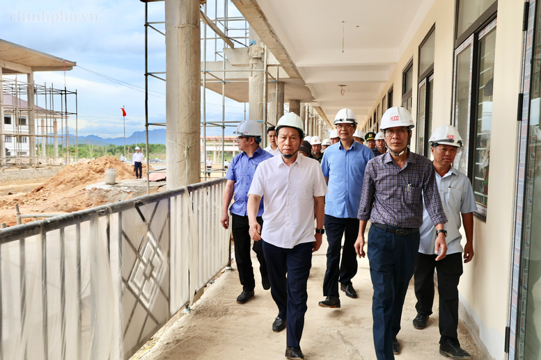 Phó Thủ tướng Lê Tiến Châu kiểm tra thực địa Dự án Trường phổ thông nội trú liên cấp tại TP. Huế- Ảnh 4.