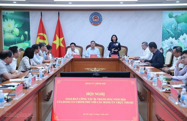 Phó Thủ tướng Thường trực Phạm Gia Túc: Đảng ủy Chính phủ tiếp tục đổi mới phương thức lãnh đạo, nâng cao hiệu quả tổ chức thực hiện nhiệm vụ chính trị- Ảnh 2.
